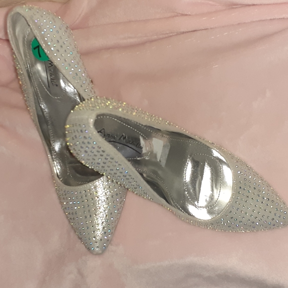 Anne Michelle silver bling  pups - Picture 2 of 8